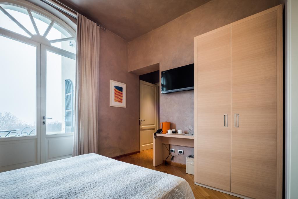 Relais 23 Hotel & Ristorante Castelnuovo Belbo Εξωτερικό φωτογραφία