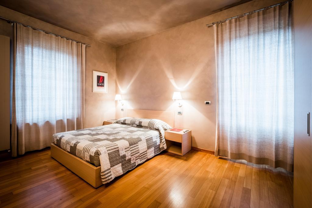 Relais 23 Hotel & Ristorante Castelnuovo Belbo Εξωτερικό φωτογραφία