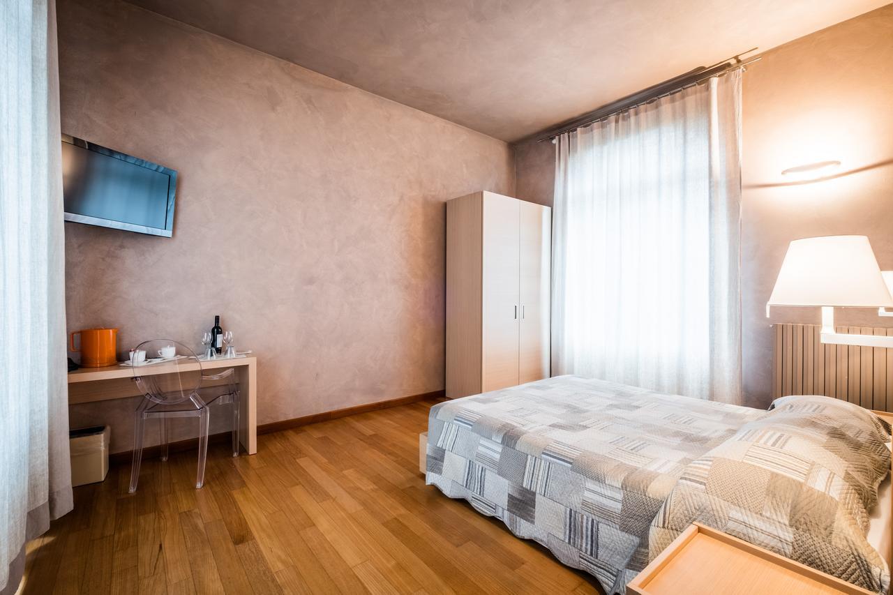 Relais 23 Hotel & Ristorante Castelnuovo Belbo Εξωτερικό φωτογραφία